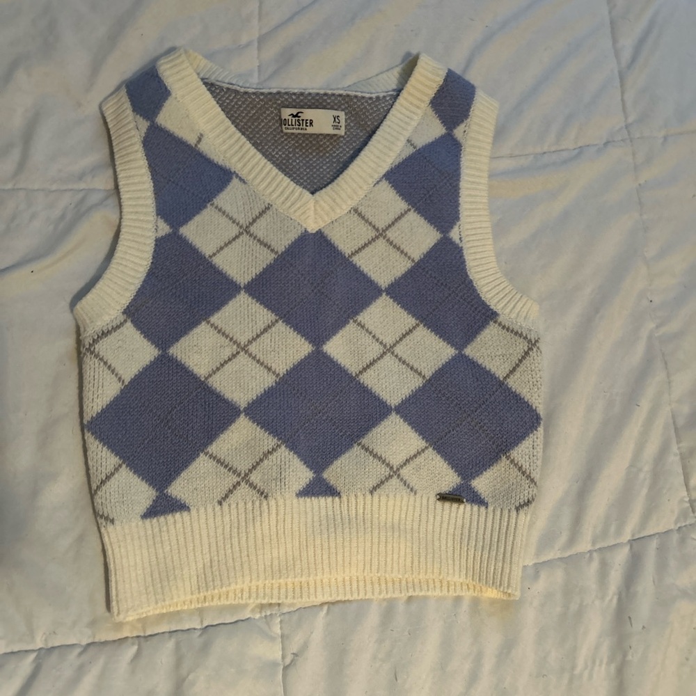 Small hollister indie vest